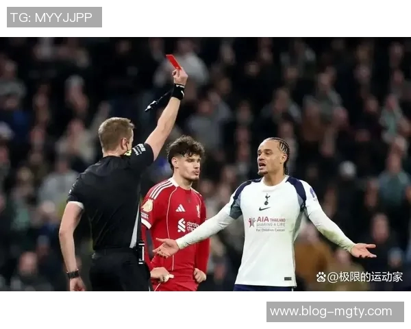 范戴克召集利物浦队内会议回顾去年曼联失利教训展望未来表现 范戴克召集利物浦队内会议回顾去年曼联失利教训展望未来表现